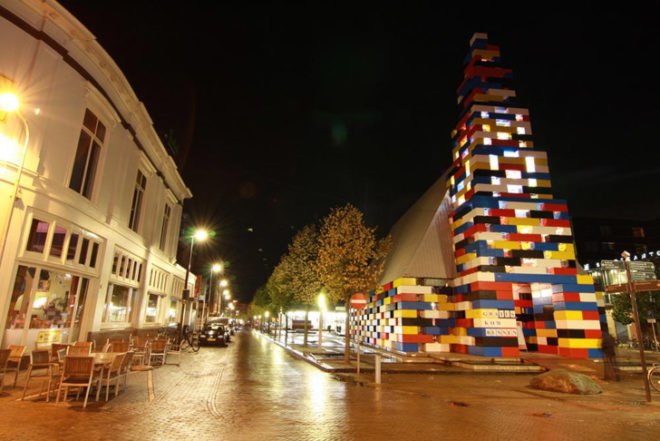 eco architecture, lego construction, loos.fm design, abondantus giganticus, grenswerk festival, dutch design, sustainable materials, recyclable materials, temporary spaces, temporary pavilion, lego bricks, lego, lego building, lego architecture