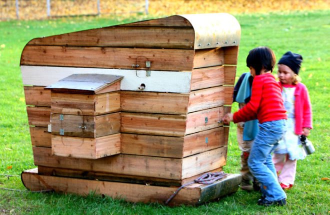 Modern Coop, Wright Design Office, John Wright, chickens, chicken coop, recycled materials, reclaimed wood, urban chicken coop, Portland