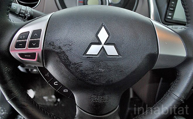 Mitsubishi i, Mitsubishi, i EV, electric car, electric vehicle, plug-in vehicle, green car, green vehicle, green transportation, green automotive design, test drive, Laura Cowan, Laura K. Cowan