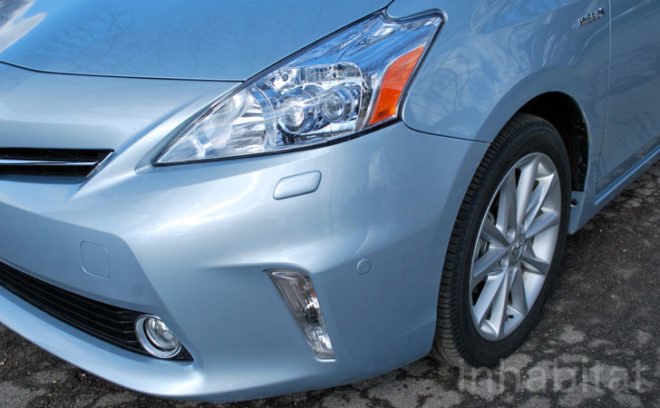 Toyota Prius v, Toyota, Prius v, hybrid vehicle, hybrid car, green car, green vehicle, green automotive design, test drive, laura cowan, laura k. cowan