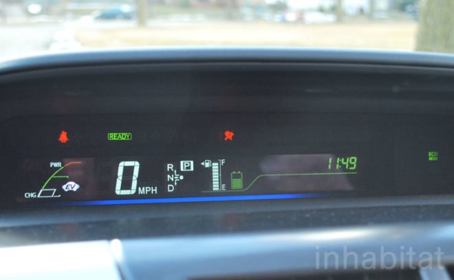 Toyota Prius v, Toyota, Prius v, hybrid vehicle, hybrid car, green car, green vehicle, green automotive design, test drive, laura cowan, laura k. cowan