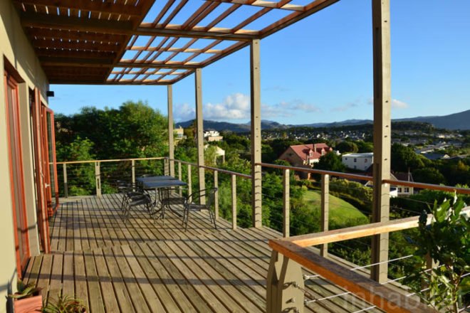 Hemp, hempcrete, green building, sustainable building, eco design, sustainable design, tony burden, the hemp house, south africa, cape town, 2014 world design capital, noordhoek, green roof, planted roof, carbon sink, rainwater runoff