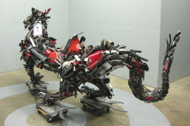 Travis Pond, Scrap Metal Art, Upcycling, Recycled Metal, Scrap Metal, Scrap Motorbikes, Motorbikes, Honda, Animal Sculptures, Sculpture Dragon, steel pond, recycled materials, eco art, green art