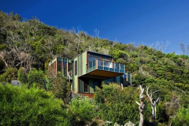 Treehouse, Jackson Clements Burrows, Fibro Shack, vernacular architecture, victoria, australia, separation creek, minimalist design, cantilevering, green design, sustainable design, eco-design, daylighting