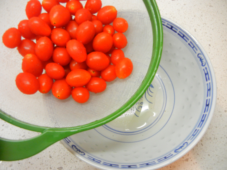 vege aqua, fruit wash, vegetable wash, inhabitat review, fruit and veggie wash, fruit rinse, clean vegetables, e coli, bacteria on fruits, wash produce, produce wash