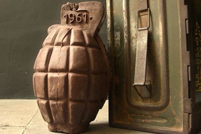 chocolate weapons, cacao, BOOM!, Mexico, Omelette, Hector Galvan, political message, local produce