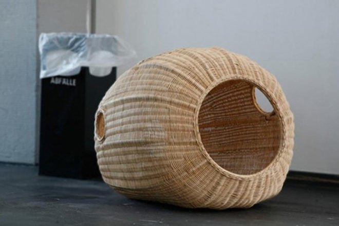 Berta Riera Pomes, Yunwei Zhu, Iglu, rattan, biodegradable materials, hand-made cocoon, natural materials