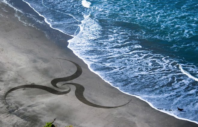 Andres Amador, Sand Painting, Sand Drawing, Sustainable Art, Eco Art, Ocean Inspired Art, San Francisco
