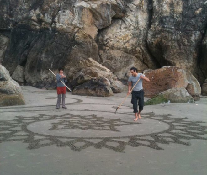 Andres Amador, Sand Painting, Sand Drawing, Sustainable Art, Eco Art, Ocean Inspired Art, San Francisco