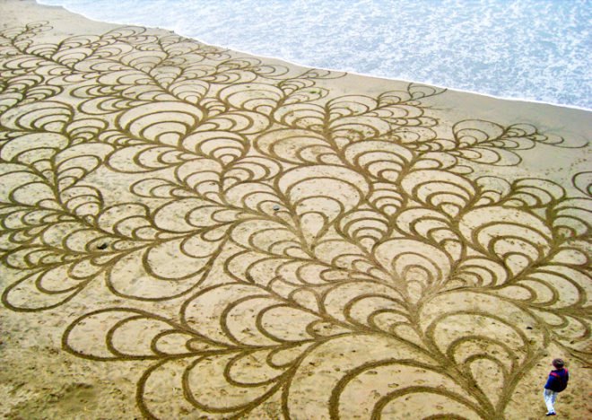 Andres Amador, Sand Painting, Sand Drawing, Sustainable Art, Eco Art, Ocean Inspired Art, San Francisco