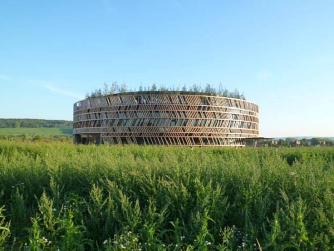 green design, eco design, sustainable design, Alesia Museum, wooden facade, battle of Alesia, Burgundy, France, Julius Caesar, double skinned facade, wooden brise-soleil, green roof, battle museum