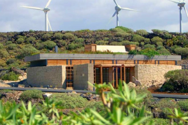 Bioclimatic House, RLA, ruiz larrea and associates, tenerife, green roof, wind park, eco house