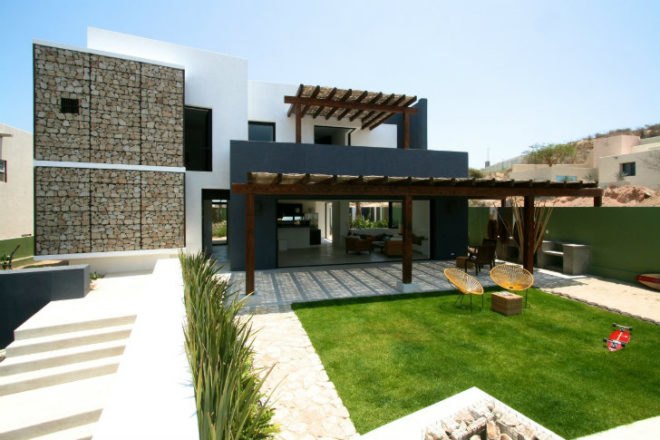 Casa Gavion, collectivo Mx, baja, mexico, gabion wall, gabion wall home, eco home,