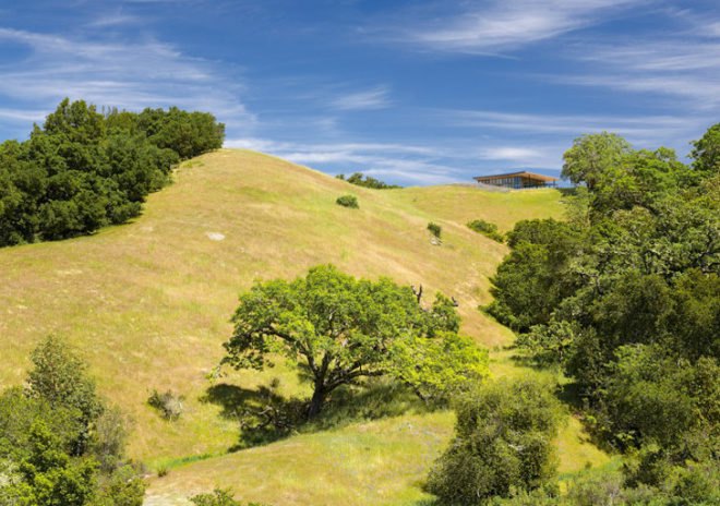 Caterpillar House, Feldman Architecture, rammed earth house, leed platinum house, eco house