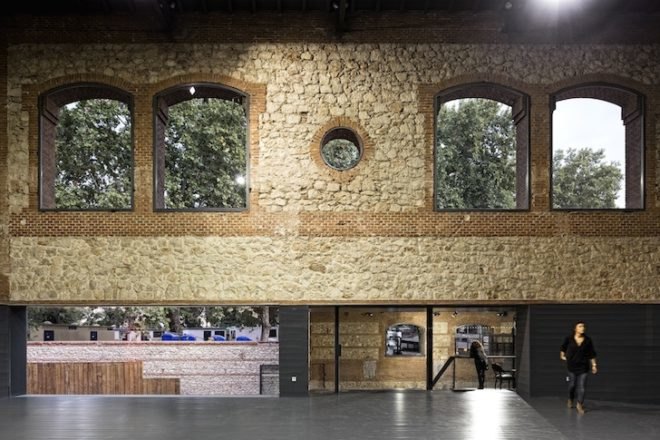 ch+qs, Madrid, Avant Garde, Matadero, Matadero Theater, LED lights, LED tubes, film, theater, Spain, green design, green renovation, eco-design, sustainable design, budget theater, movie theater in spain, green lighting