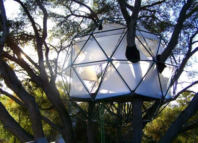 Dustin Feider, O2 Treehouse, tree house designs, 6 unique treehouse designs, green design, tree tops, sustainable design, eco design, tree top dwellings, recycled materials, FSC certified wood, bamboo,