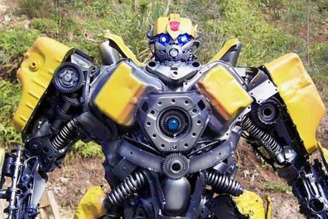 Wing Wah, Chinese art, recycled cars, Transformers, Legend of Iron, recycled sculptures