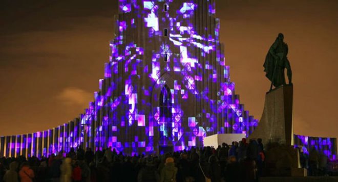 Hallgrimskirkja, hallgrimskirkja projection art, metacitizen, Marcos Zotes, Reykjavik Winter Lights Festival 2012, Rafmögnuð Náttúra, Reykjavik, Iceland art, Hallgrímskirkja church, video art, video installation iceland, light show iceland