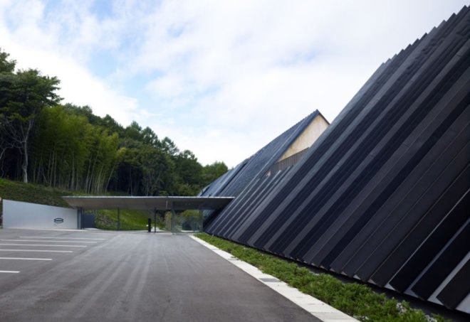 Kengo Kuma & Associates, Ando Momofuku Centre, rainwater reuse, Japan green building, eco center, outdoor center, A frame, natural cooling, Koromo,
