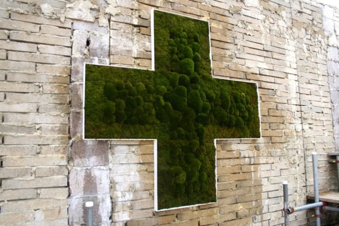 Moss graffiti, green graffiti, street art, Anna Garforth, UK, Grow, Moss Cross, The Big Bang, green design, green art, sustainable design, eco-design
