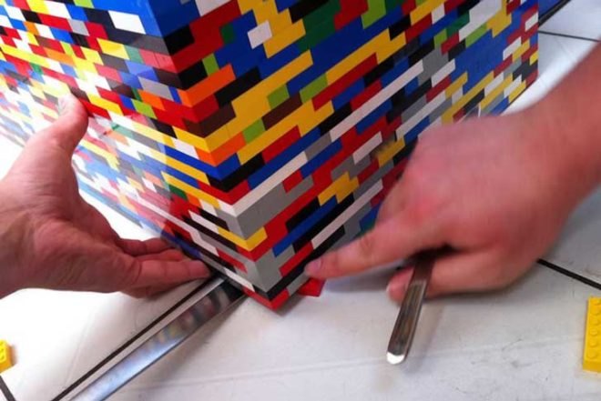 green interiors, LEGO wall, LEGO interiors, LEGO bricks, pixelated wall, german design, NPIRE, Hamburg, office interiors
