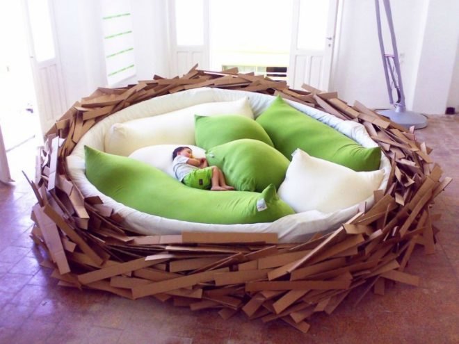 O*GE CreativeGroup, birdsnest bed, bird furniture, fun playful furniture, playtime bed, bird bed, big bed design, furniture design