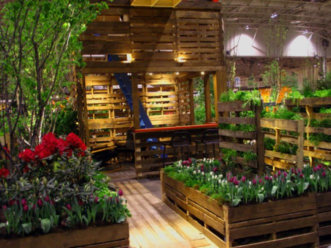 Pallet Garden, BSQ Design, shipping pallets, shipping pallet garden, canada blooms, landscape architecture