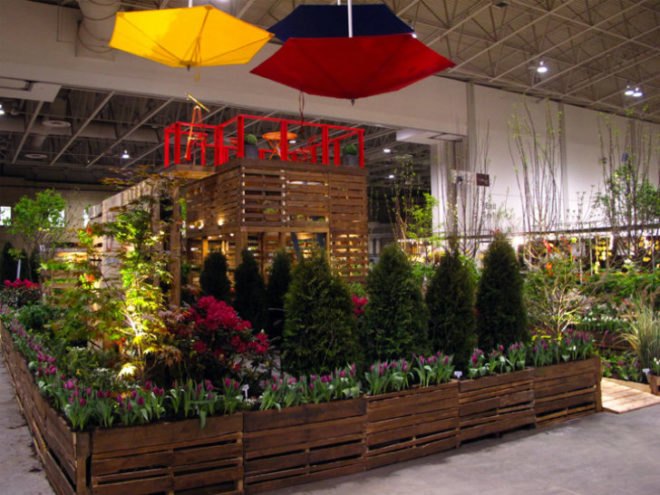 Pallet Garden, BSQ Design, shipping pallets, shipping pallet garden, canada blooms, landscape architecture