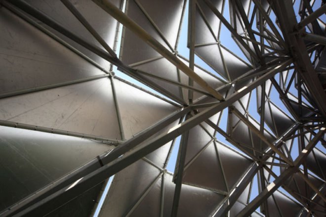 sustainable architecture, solar power, solar stadium, eco-friendly sport, 2022 world cup, qatar world cup, qatar architecture, arup engineers, football stadium, retractable roof