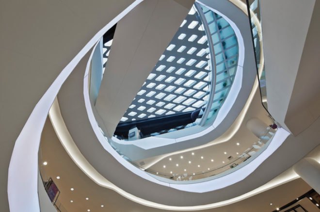 green design, eco design, sustainable design, Liverpool Department Store, Mexico City, Bladerunner style building, Rojkind Arquitectos, double layer facade, steel facade, shopping center, roof garden, park space Mexico City