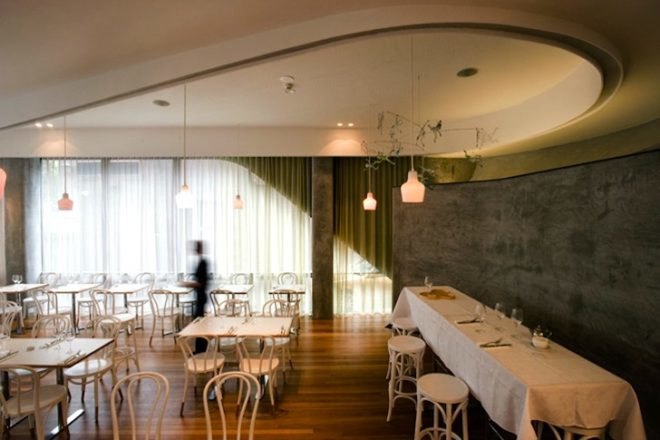 Durbach Block Jaggers, Roslyn Street bar, restaurant, Kings Cross, Sydney, Australia, green design, sustainable design, eco-design, small footprint, tile-clad bar, rooftop garden, indigenous flora