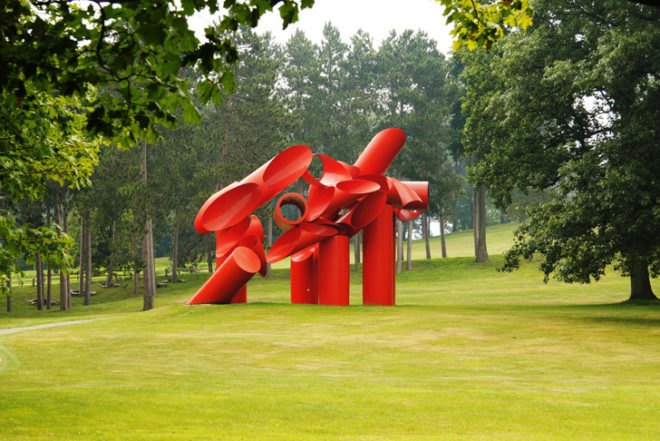 green design, eco design, sustainable design, Storm King Art Center, bees, apiary, sculpture park, Hudson Valley, Peter Coffin, Untitled (Bees making Honey), Beekeeoing, Roni Horn, Anish Kapoor