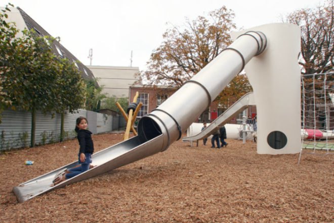 Wikado Playground, 2012architecten, recycled materials, wind turbine parts, discarded rotor blades, wind turbine playground, rotterdam