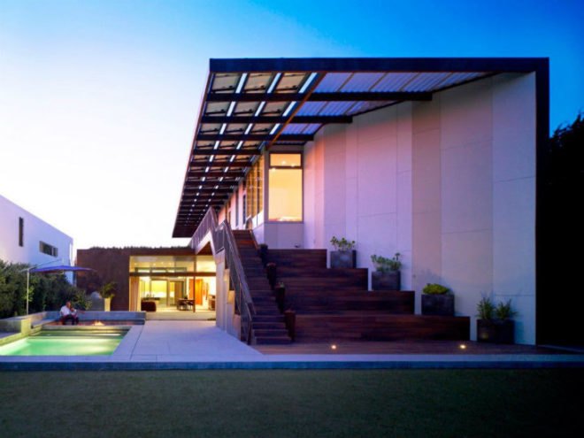 Yin Yang House, Brooks Scarpa, solar home, venice, net zero home, eco home, energy efficient home, net zero