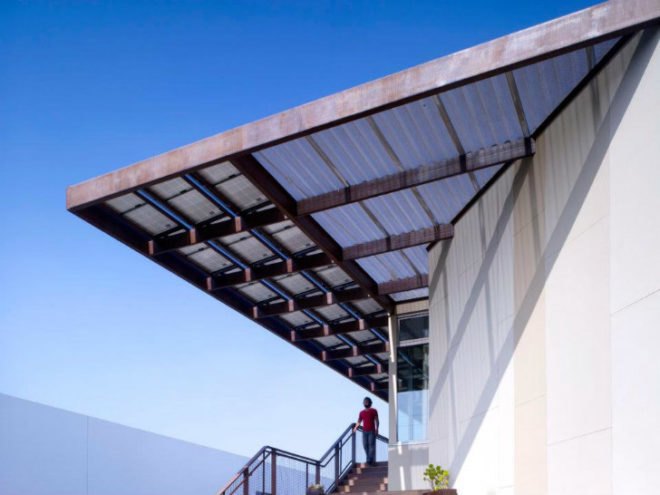 Yin Yang House, Brooks Scarpa, solar home, venice, net zero home, eco home, energy efficient home, net zero