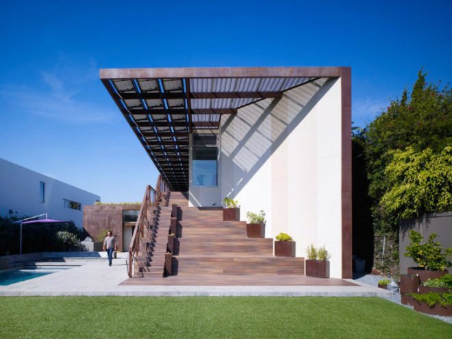 Yin Yang House, Brooks Scarpa, solar home, venice, net zero home, eco home, energy efficient home, net zero