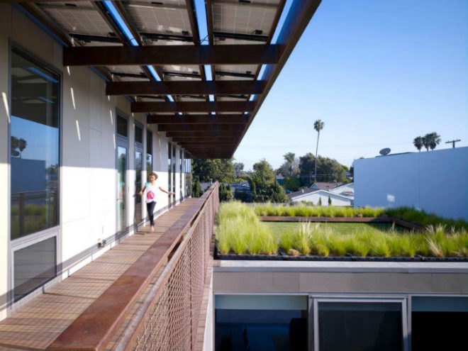 Yin Yang House, Brooks Scarpa, solar home, venice, net zero home, eco home, energy efficient home, net zero
