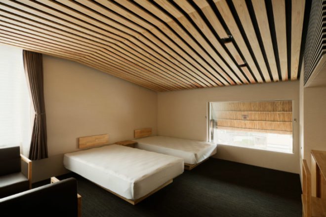 Yusuhara Marche, Kengo Kuma Associates, japan, market, thatch, hotel, boutique hotel,