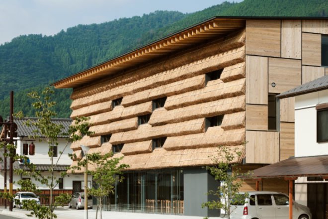 Yusuhara Marche, Kengo Kuma Associates, japan, market, thatch, hotel, boutique hotel,