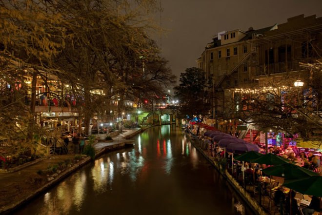 night walk, city walk, eco walk, nighttime walk, walking around at night