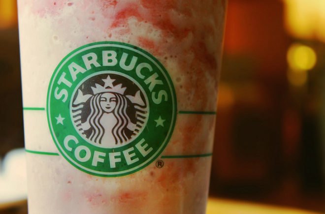 strawberries and creme, starbucks drink, cochineal dye, red dye, beetle dye, carmine color