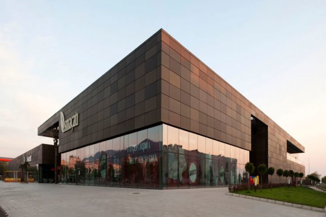 Asmacati Shopping Center, Tabanlioglu Architects, turkey, shopping center, shade screen, sun shade, public space