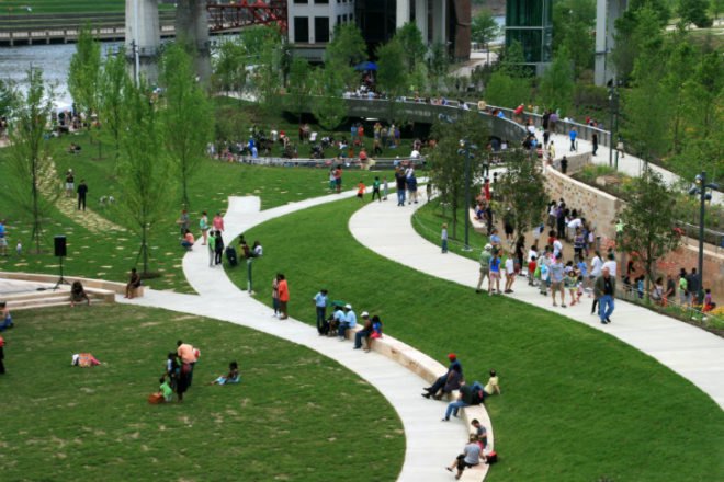 Cumberland Park, Hargreaves Associates, nashville, landscape architecture, urban park, kids park, green space, sustainable redevelopment