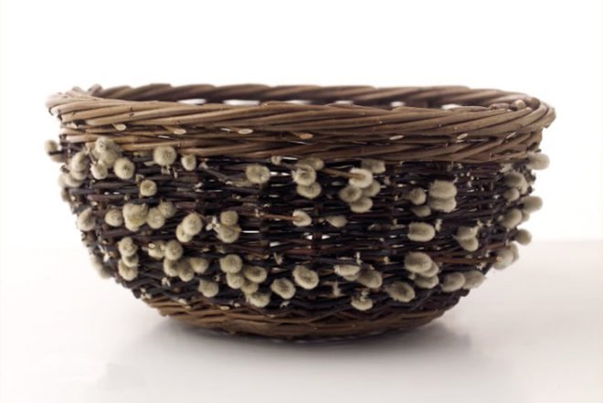 Joe Hogan, basket, irish baskets, basket making, willow, local biodegradable materials, Loch na Fooey, Ireland, bark, willow, catkin, lichen, Green Home decor, art, recycling / Compost