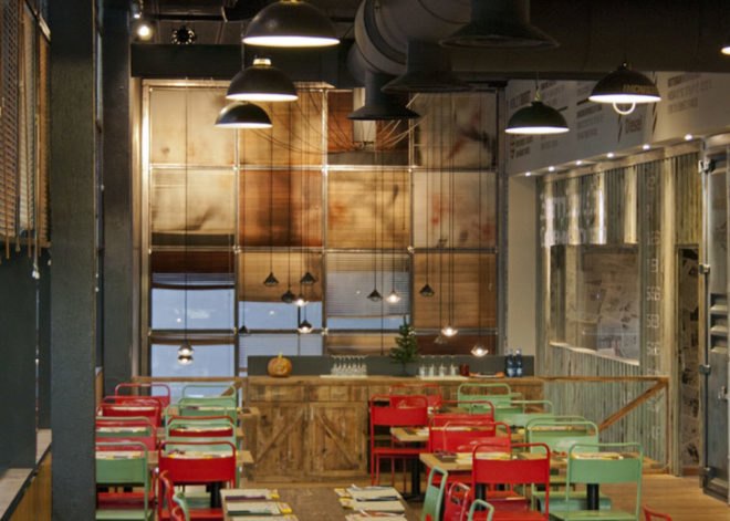 green design, eco design, sustainable design, Pedro Scattarella, Barcelona, Los Sopranos Gava, upcycled shipping containers, recycled shipping containers, shipping container interiors