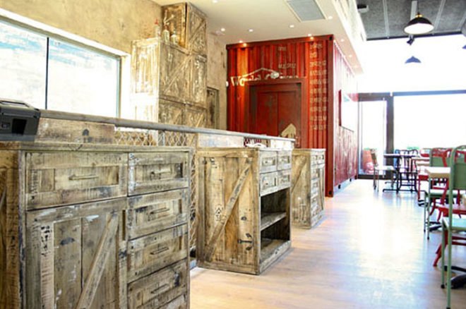 green design, eco design, sustainable design, Pedro Scattarella, Barcelona, Los Sopranos Gava, upcycled shipping containers, recycled shipping containers, shipping container interiors
