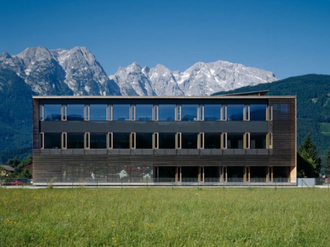 Salzburg University of Applied Sciences, Dietrich Untertrifaller, passive house, passivhaus, timber construction, eco university