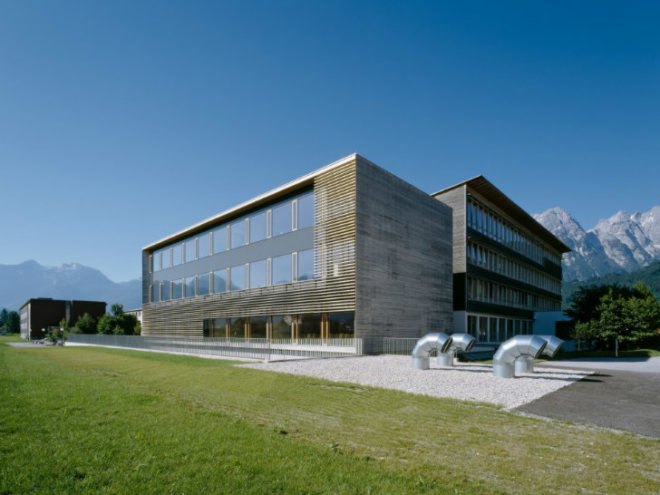 Salzburg University of Applied Sciences, Dietrich Untertrifaller, passive house, passivhaus, timber construction, eco university