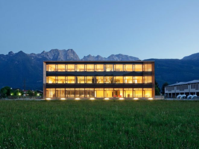Salzburg University of Applied Sciences, Dietrich Untertrifaller, passive house, passivhaus, timber construction, eco university