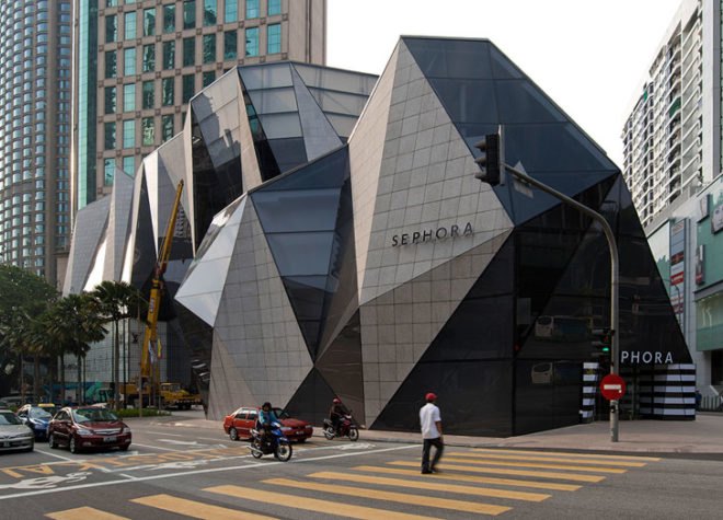 green design, eco design, sustainable design, double skinned facade, renovation, Kuala Lumpur Starhill Gallery, Spark Architects, Chanel, Louis Vuitton, Sehpora, prismatic addition, LED lights